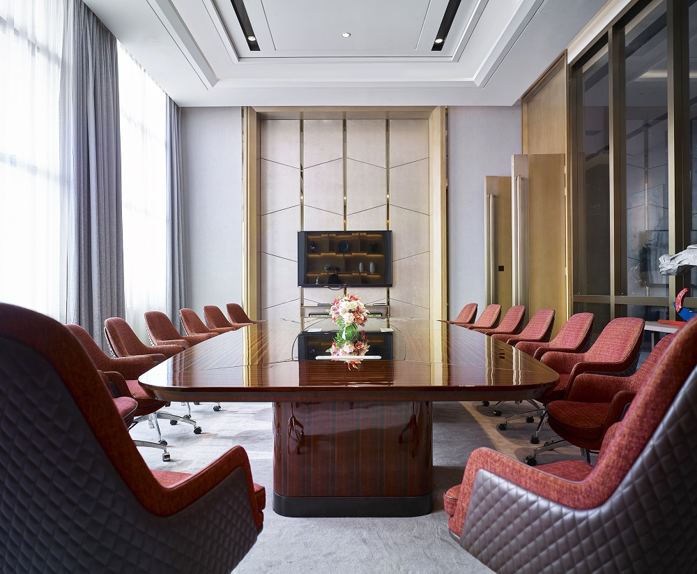 Modern Chinese Luxury 5 Star Hotel Furniture Wedding Chairs Manufacturers